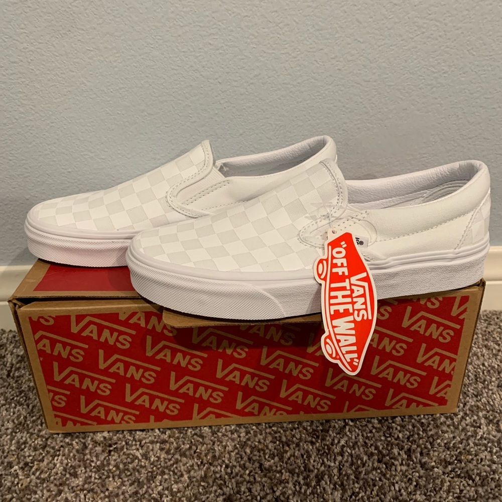 Brand new classic slip on white checkered vans size 6 women